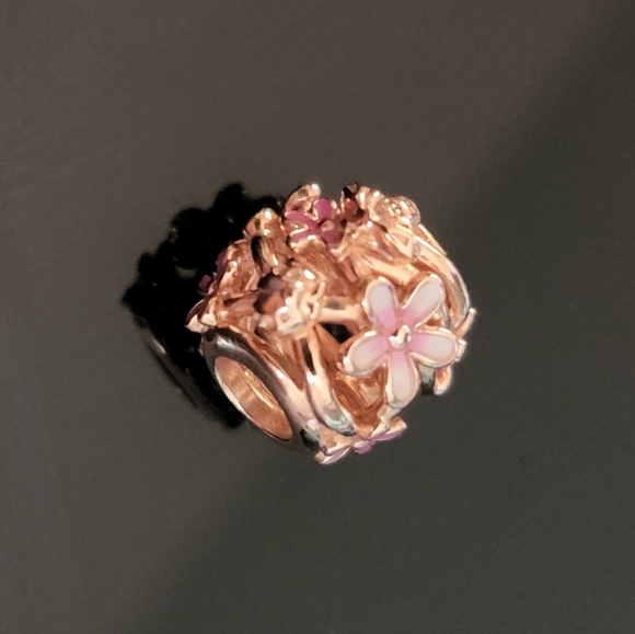 Pandora Pink Daisy Flower Charm - Picture 2 of 2